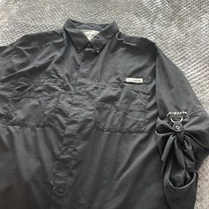 Men’s XL long sleeve Columbia button up.